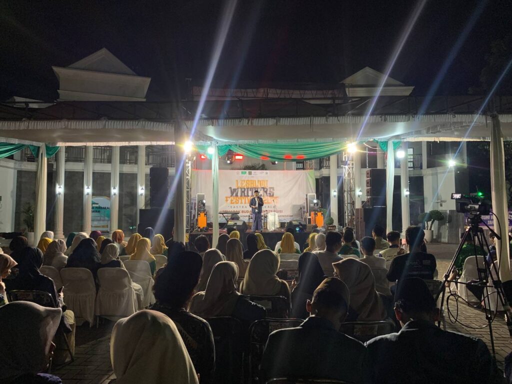 LWF 2025, Berliterasi dalam Sastra Purbakala