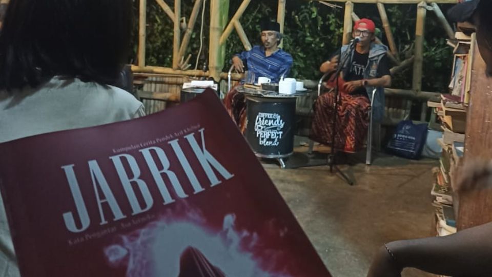 Malam Jabrik di Kedai Kang Putu Semarang