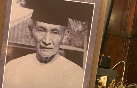 Djamhari Jejak Sang Peracik Kretek dari Langgardalem