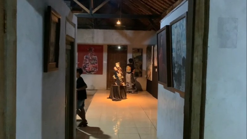 Menyimak Karya dan Ruang dalam Pameran Seni Plat K