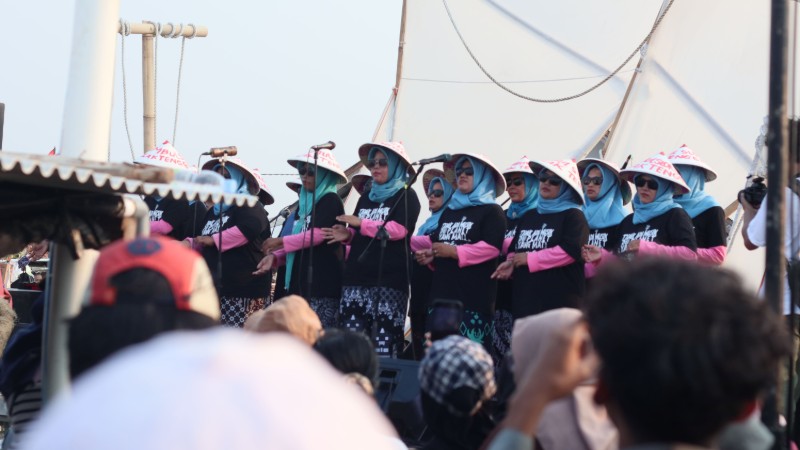 Nasib Sekumpulan Blandar - Catatan Perjalanan di Timbulsloko